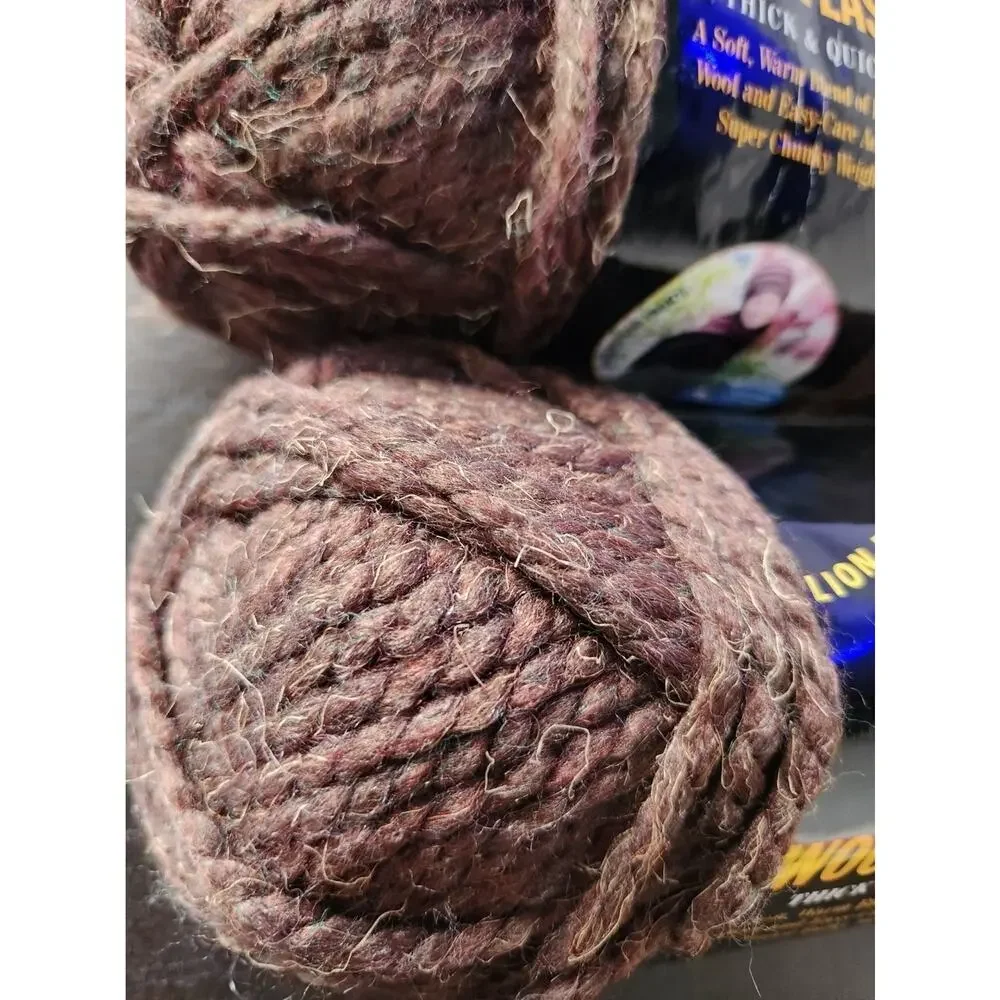 Lion Brand Wool-Ease Thick & Quick Yarn Lot Wood 404 Super Bulky Same Dye Lot